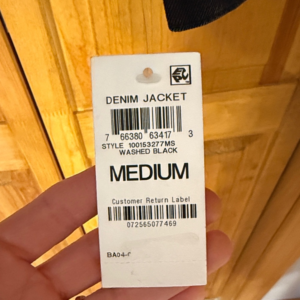 Women’s Black Denim Jacket - Picture 5 of 8